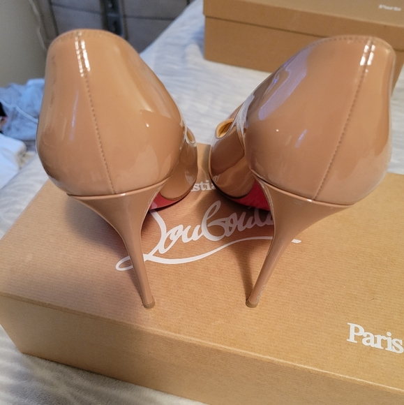 Christian Lou Boutin Decollete 554 100 Patent in Nude size 38. - Picture 8 of 12